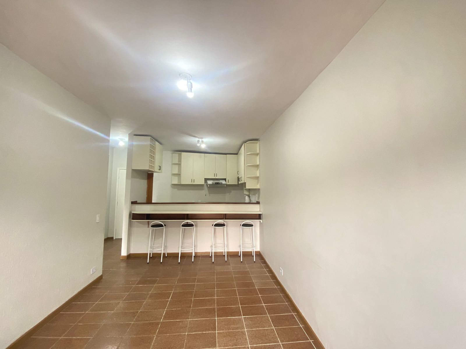 Imagem Apartamento com 1 Quarto para Alugar, 46 m²em Centro - Bertioga