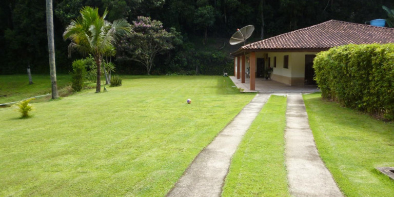 Imagem Chácara com 2 Quartos à Venda, 9.000 m² em Centro - Santa Isabel Imagem Chácara com 2 Quartos à Venda, 9.000 m² em Centro - Santa Isabel