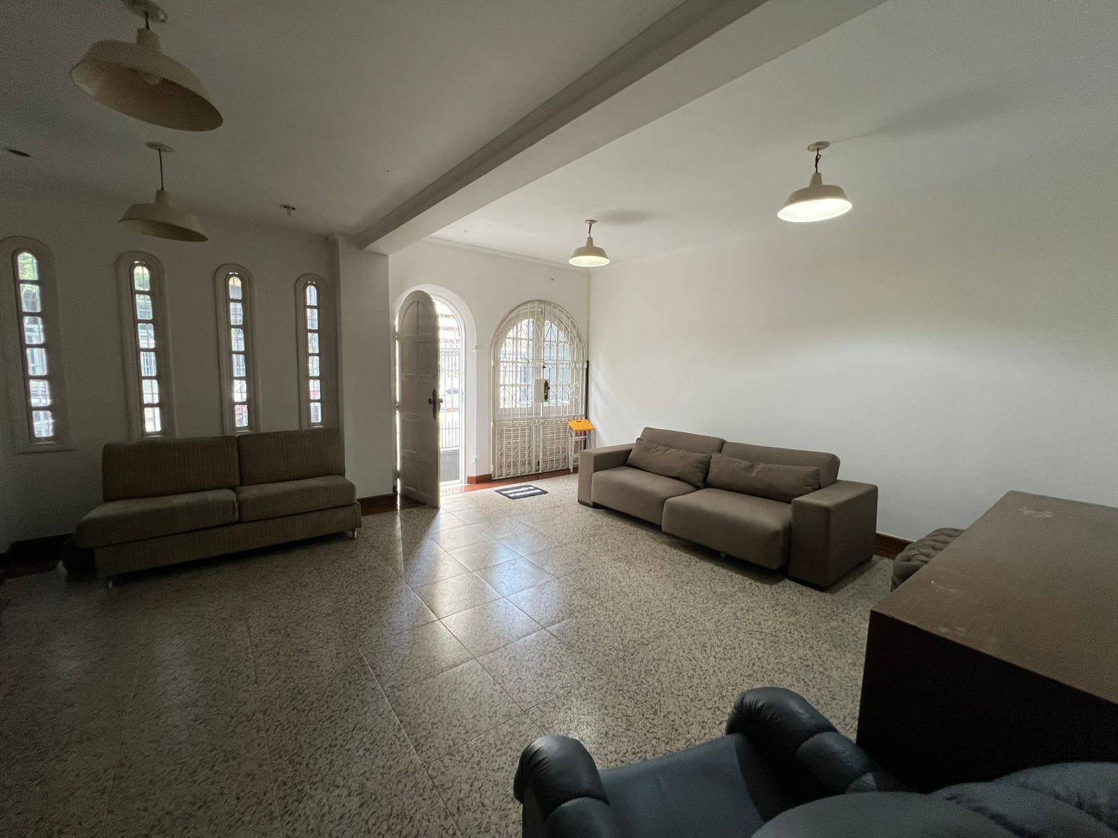 Imagem Casa com 4 Quartos para Alugar, 1 m² em Umarizal - Belém Imagem Casa com 4 Quartos para Alugar, 1 m² em Umarizal - Belém