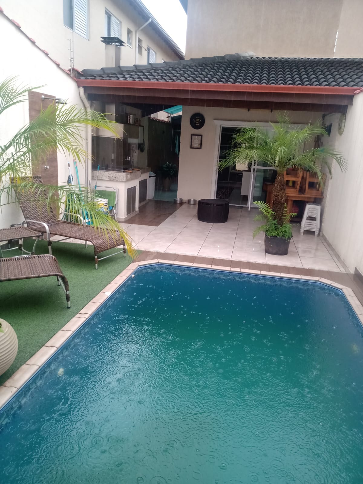 Imagem Sobrado com 4 Quartos à Venda, 150 m²em Canto do Forte - Praia Grande