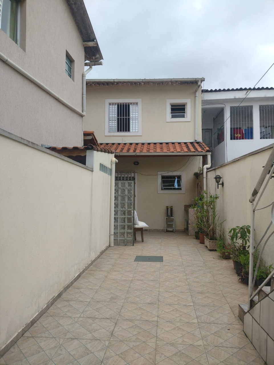 Imagem Sobrado com 4 Quartos à Venda, 200 m²em Jardim Santo Eduardo - Guarulhos