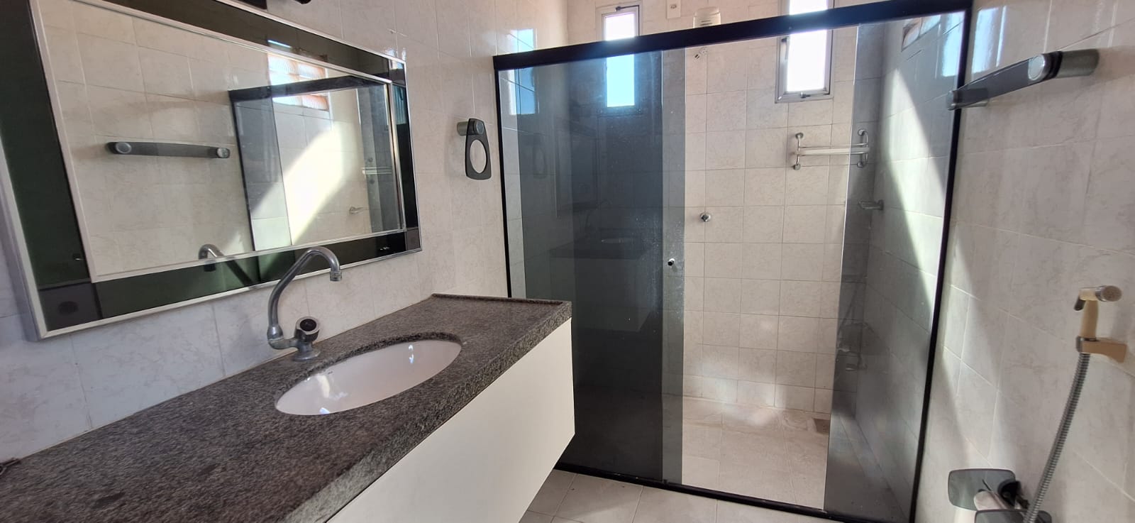 Imagem Casa com 3 Quartos à Venda, 320 m² em Varjota - Fortaleza
