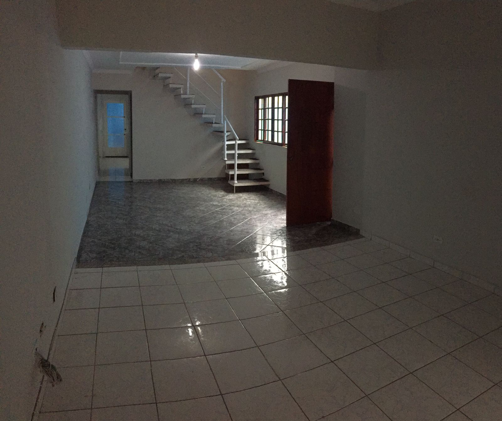 Imagem Casa com 3 Quartos à Venda, 223 m²em Parque São Vicente - Mauá Imagem Casa com 3 Quartos à Venda, 223 m²em Parque São Vicente - Mauá