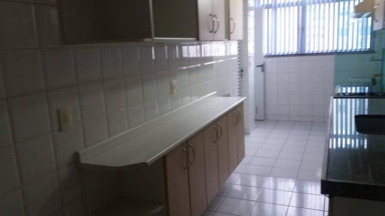 Imagem Apartamento com 3 Quartos à Venda, 140 m² em Icaraí - Niterói