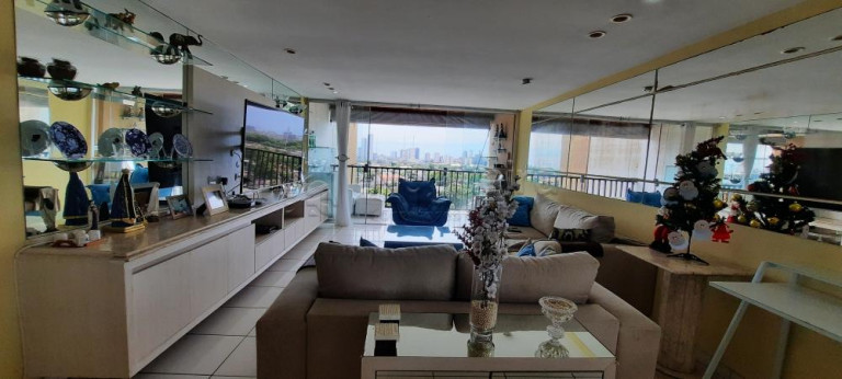Imagem Apartamento com 3 Quartos à Venda, 145 m² em Torreão - Recife