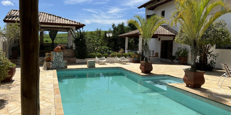 Casa de Condomínio com 2 Quartos à Venda, 900 m² em Centro - Santa Isabel