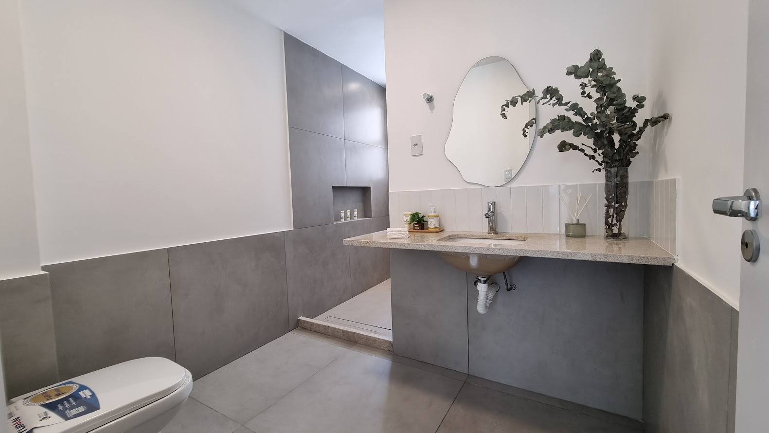 Imagem Apartamento com 3 Quartos à Venda, 120 m² em Icaraí - Niterói Imagem Apartamento com 3 Quartos à Venda, 120 m² em Icaraí - Niterói