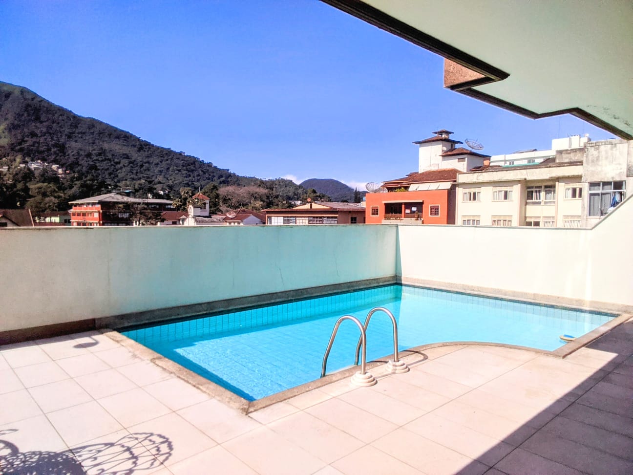 Imagem Apartamento com 2 Quartos à Venda, 103 m²em Alto - Teresópolis