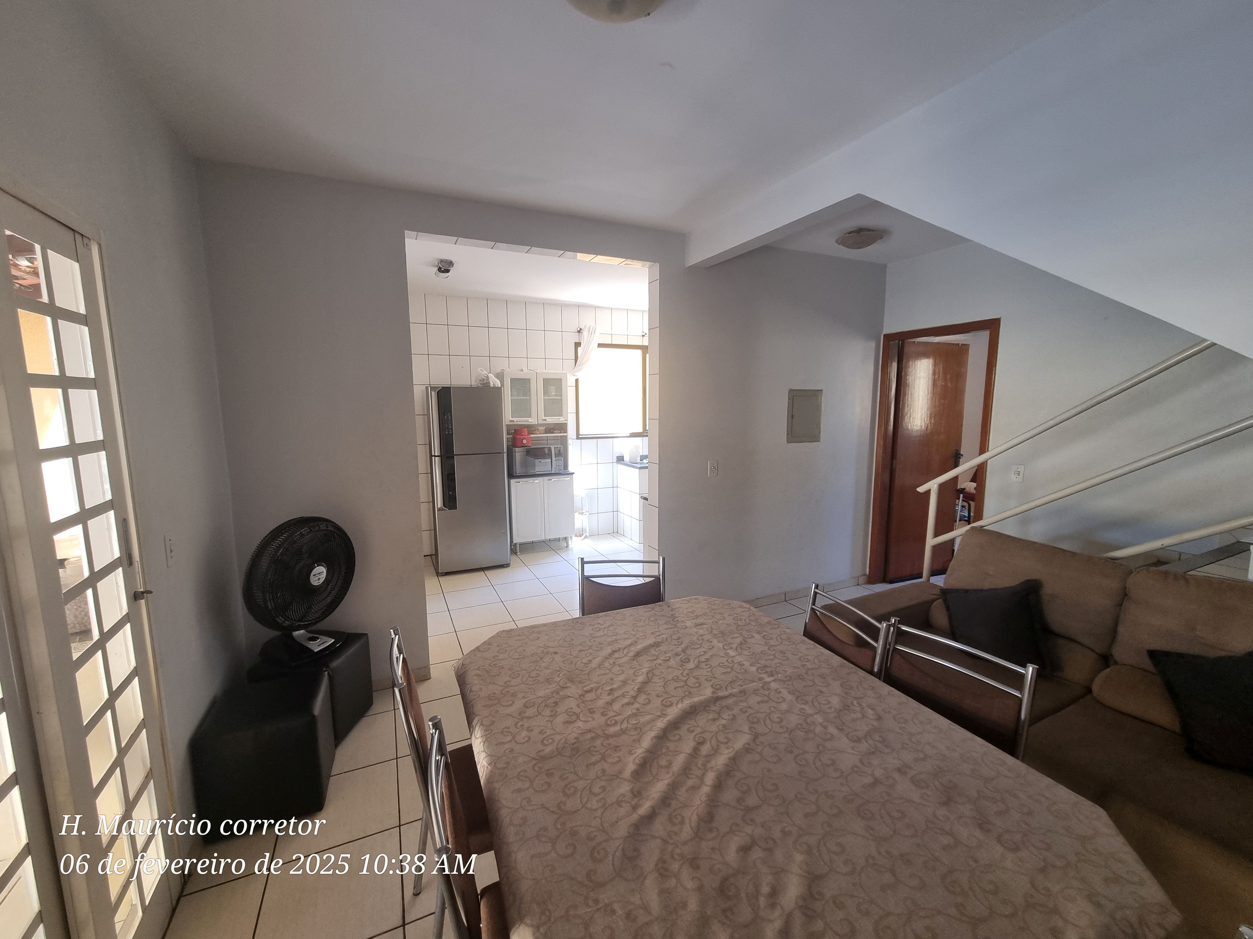 Imagem Sobrado com 3 Quartos à Venda, 151 m² em Santa Genoveva - Goiânia Imagem Sobrado com 3 Quartos à Venda, 151 m² em Santa Genoveva - Goiânia