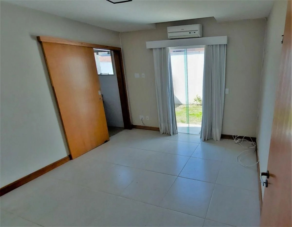 Imagem Casa com 4 Quartos à Venda, 180 m²em Largo da Batalha - Niterói Imagem Casa com 4 Quartos à Venda, 180 m²em Largo da Batalha - Niterói