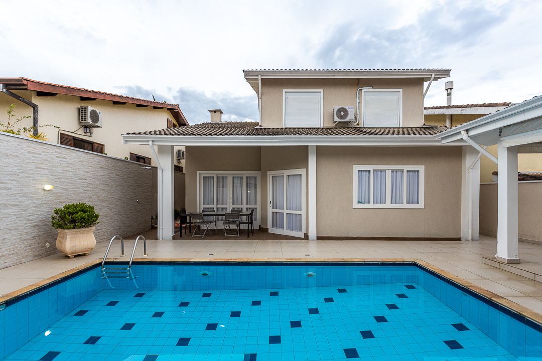 Imagem Casa de Condomínio com 3 Quartos à Venda, 280 m² em Alphaville - Santana de Parnaíba Imagem Casa de Condomínio com 3 Quartos à Venda, 280 m² em Alphaville - Santana de Parnaíba