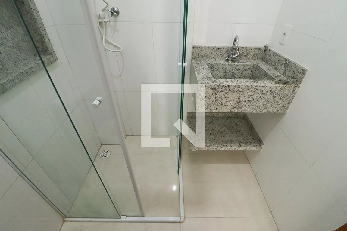 Imagem Apartamento com 2 Quartos para Alugar, 41 m²em Tucuruvi - São Paulo