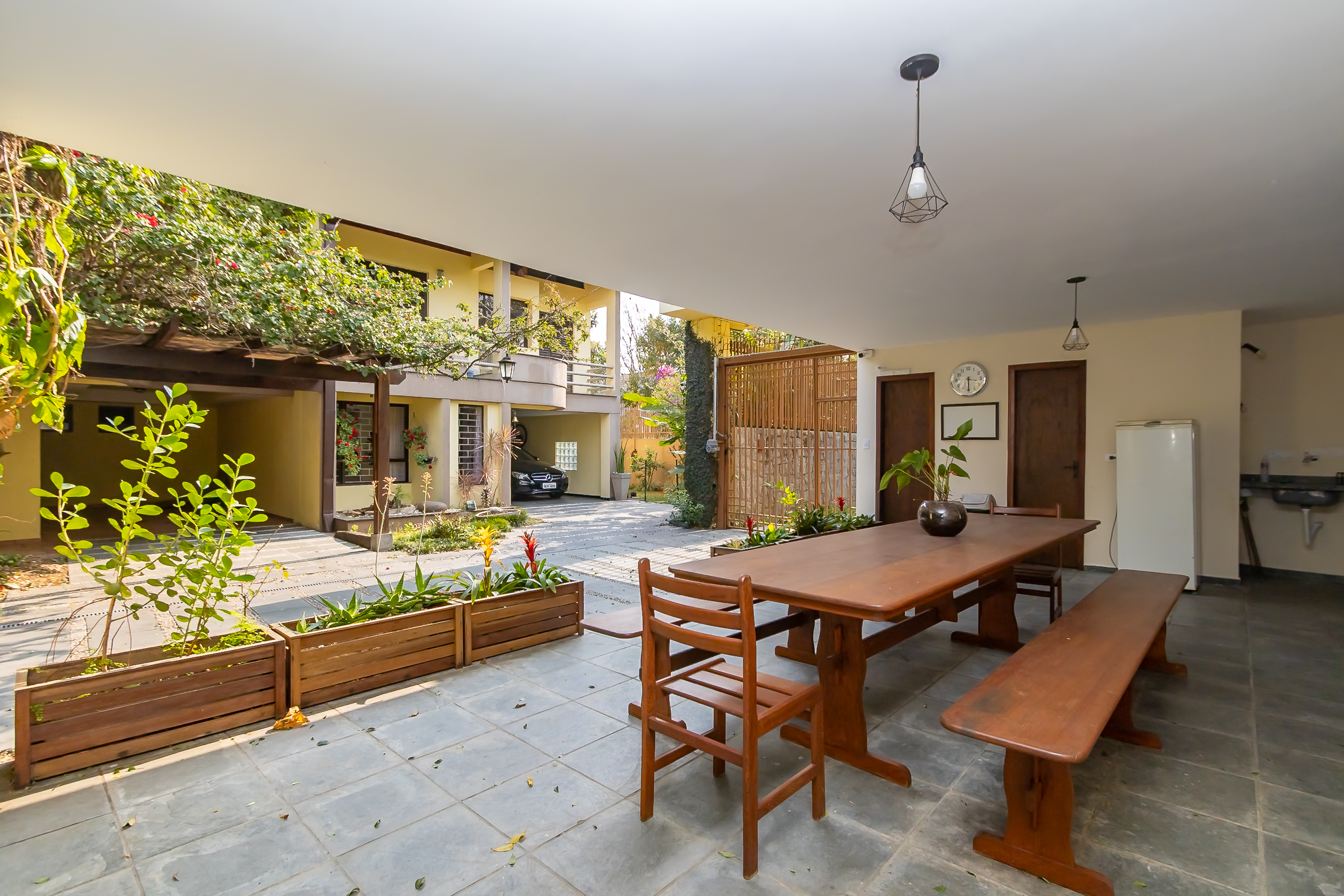 Imagem Casa de Condomínio com 3 Quartos à Venda, 278 m²em Vista Alegre - Curitiba