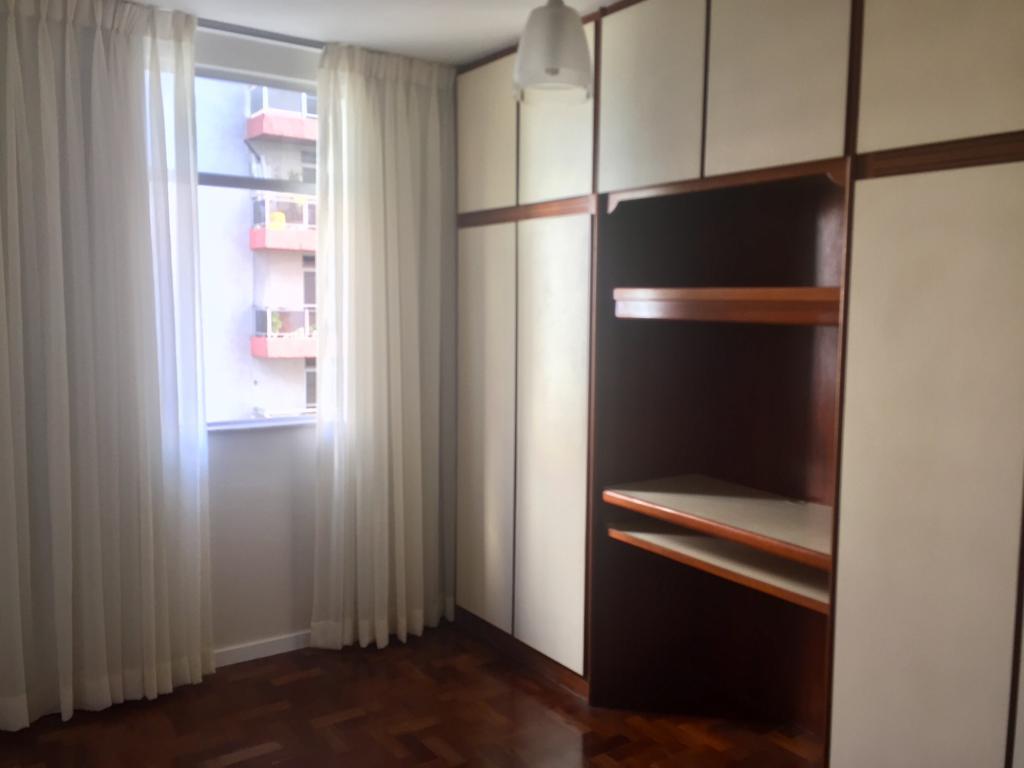 Imagem Apartamento com 3 Quartos à Venda, 142 m²em Icaraí - Niterói