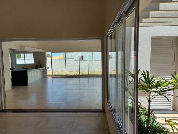 Imagem Casa com 3 Quartos à Venda, 209 m²em Residencial Thermas Park - Olímpia Imagem Casa com 3 Quartos à Venda, 209 m²em Residencial Thermas Park - Olímpia