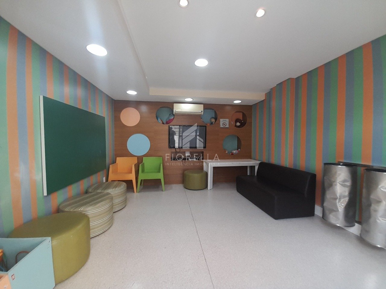 Imagem Apartamento com 2 Quartos à Venda, 62 m²em Jardim Cidade de Florianópolis - São José