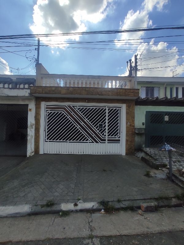 Imagem Casa com 3 Quartos para Alugar, 300 m²em Vila Clarice - São Paulo