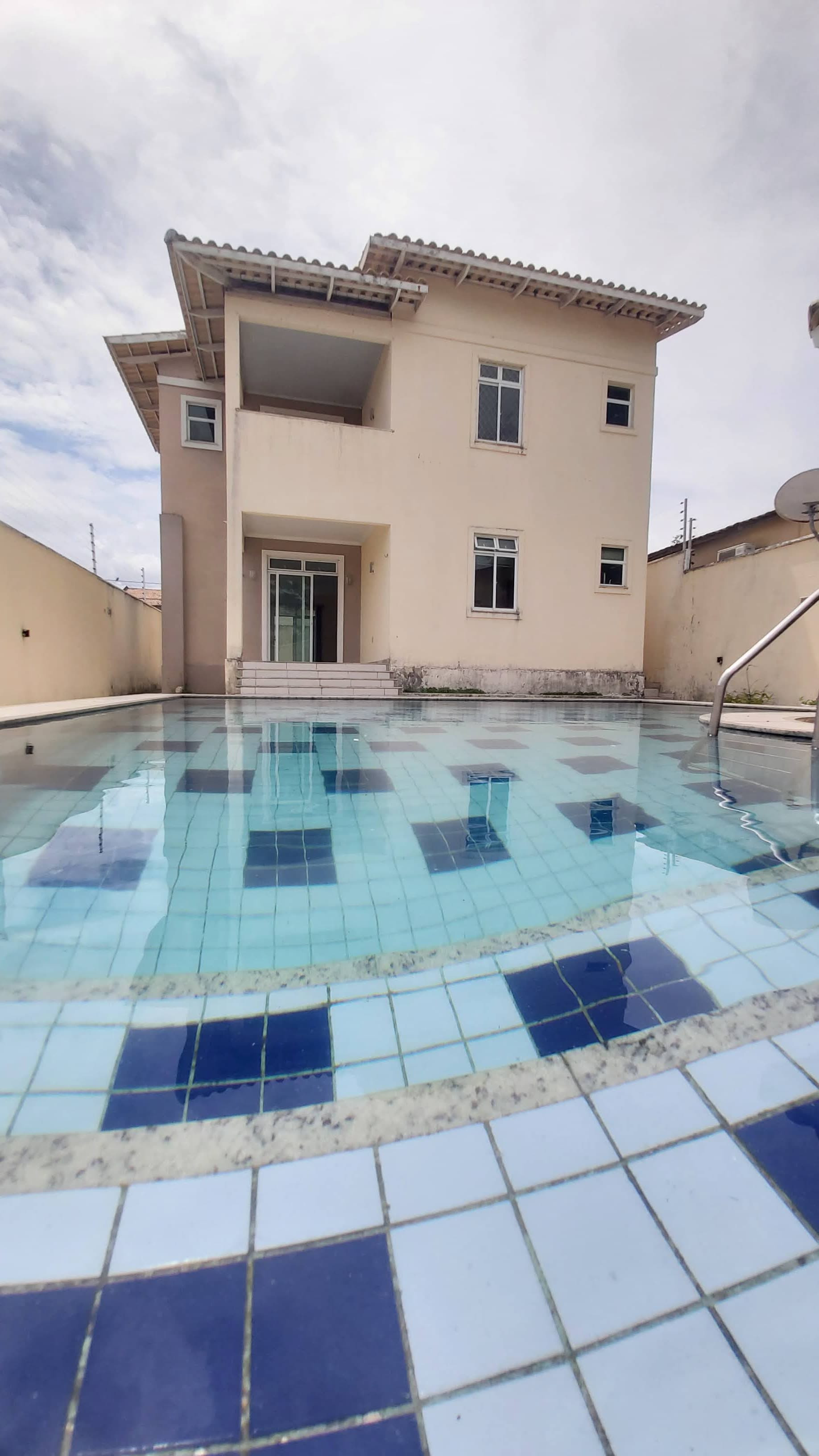 Imagem Casa com 5 Quartos à Venda, 396 m² em São Bento - Fortaleza Imagem Casa com 5 Quartos à Venda, 396 m² em São Bento - Fortaleza
