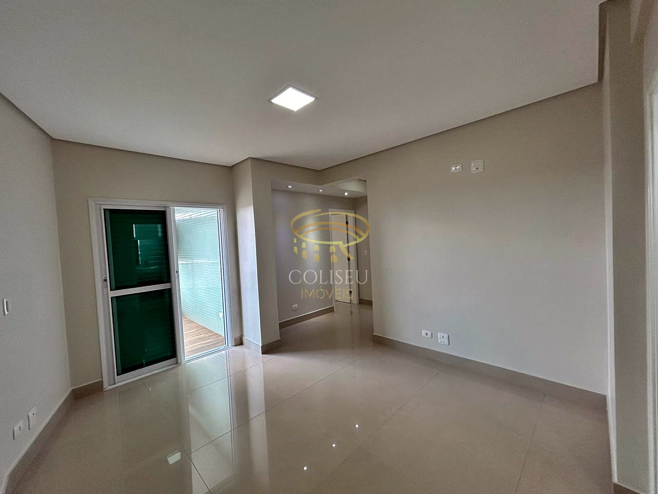 Imagem Apartamento com 3 Quartos à Venda, 147 m²em Zona Armazém - Maringá