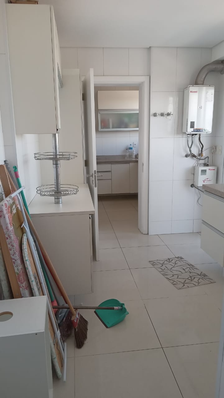 Imagem Apartamento com 4 Quartos à Venda, 208 m²em Pedregulho - Guaratinguetá Imagem Apartamento com 4 Quartos à Venda, 208 m²em Pedregulho - Guaratinguetá