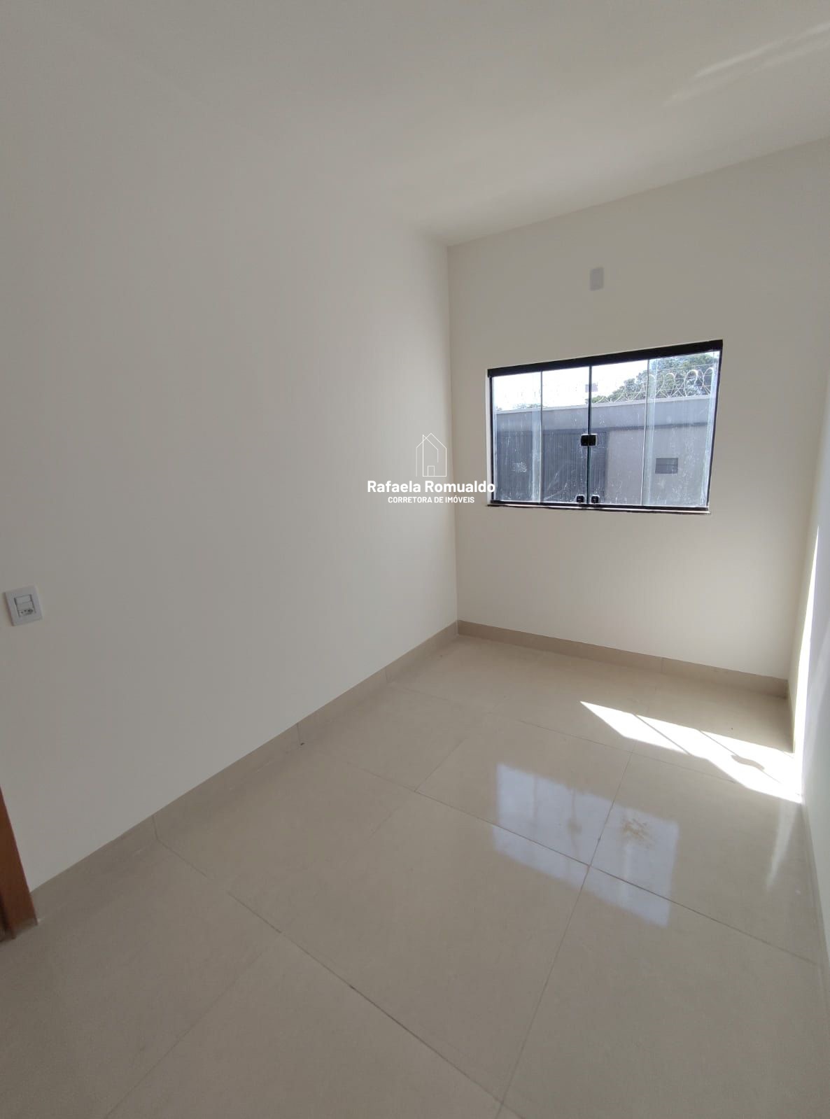 Imagem Casa com 3 Quartos à Venda, 93 m²em Residencial Santa Fé - Goiânia Imagem Casa com 3 Quartos à Venda, 93 m²em Residencial Santa Fé - Goiânia