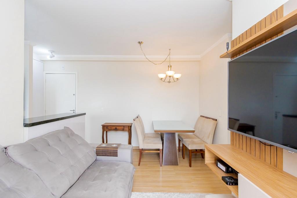 Imagem Apartamento com 2 Quartos à Venda, 57 m²em Guaíra - Curitiba