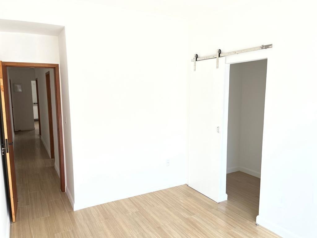 Imagem Casa com 2 Quartos à Venda, 132 m²em Barreto - Niterói Imagem Casa com 2 Quartos à Venda, 132 m²em Barreto - Niterói