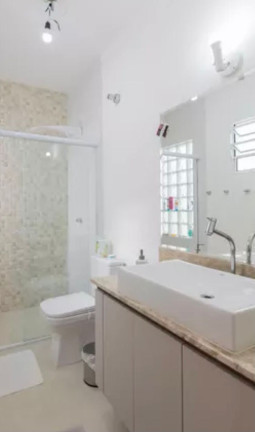 Imagem Sobrado com 3 Quartos à Venda, em Vila Firmiano Pinto - São Paulo Imagem Sobrado com 3 Quartos à Venda, em Vila Firmiano Pinto - São Paulo