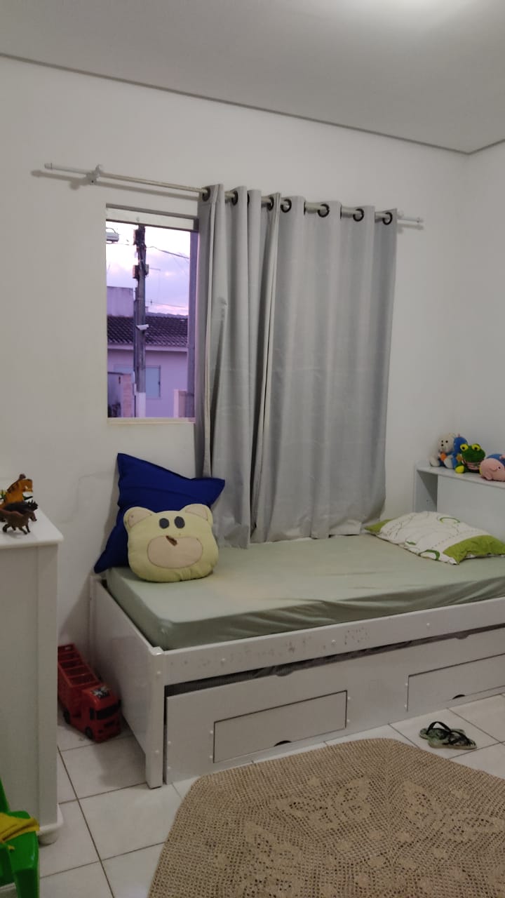 Imagem Casa de Condomínio com 3 Quartos à Venda, 110 m²em Industrial Santo Antônio - Aparecida de Goiânia