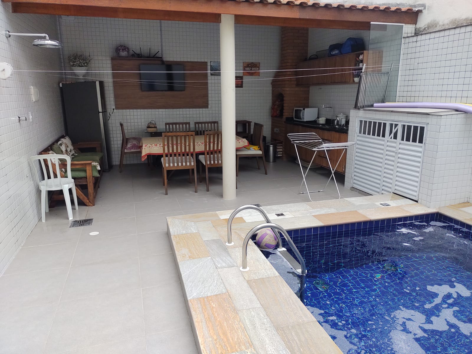 Imagem Casa com 3 Quartos à Venda, 160 m²em Campo Grande - Santos