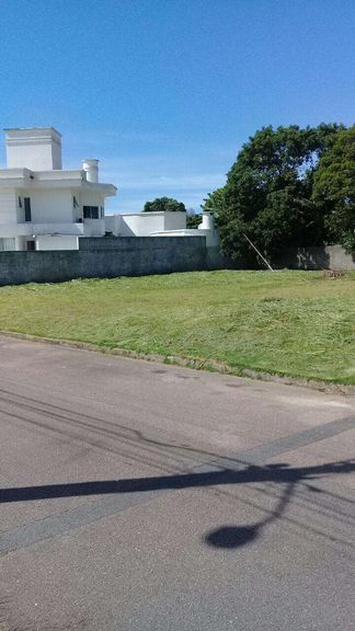 Imagem Terreno à Venda, 900 m² em Rio Tavares - Florianópolis Imagem Terreno à Venda, 900 m² em Rio Tavares - Florianópolis