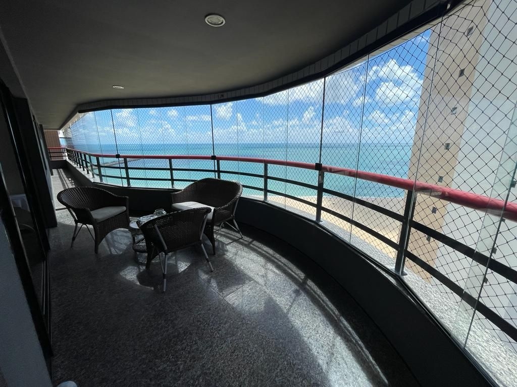 Apartamento com 3 Quartos à Venda, 225 m²em Meireles - Fortaleza