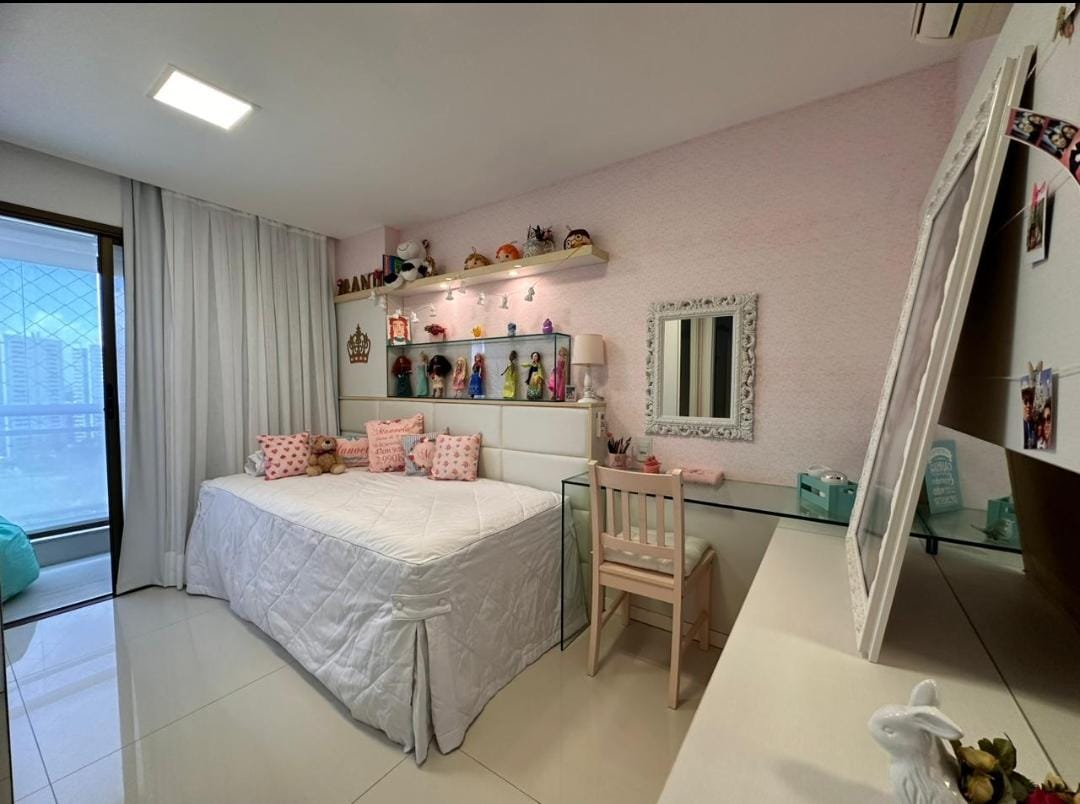 Imagem Apartamento com 4 Quartos à Venda, 209 m²em Guararapes - Fortaleza