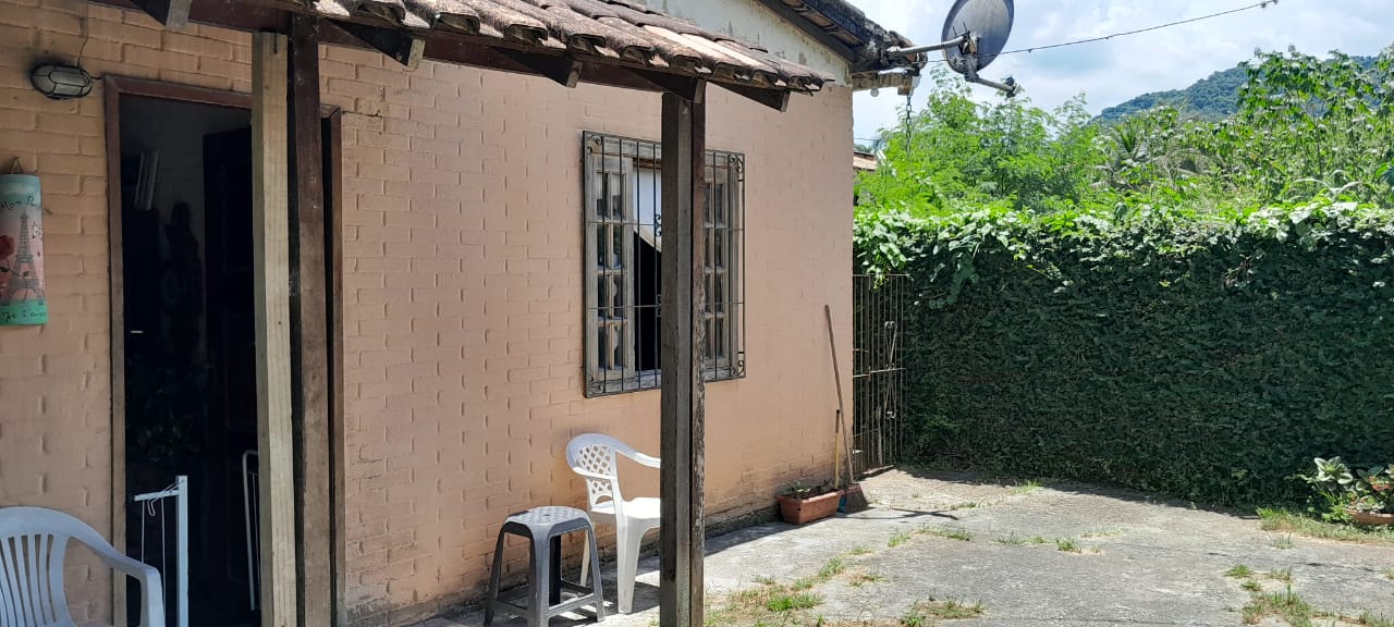 Imagem Casa de Condomínio com 3 Quartos à Venda, 74 m² em Vargem Pequena - Rio de Janeiro