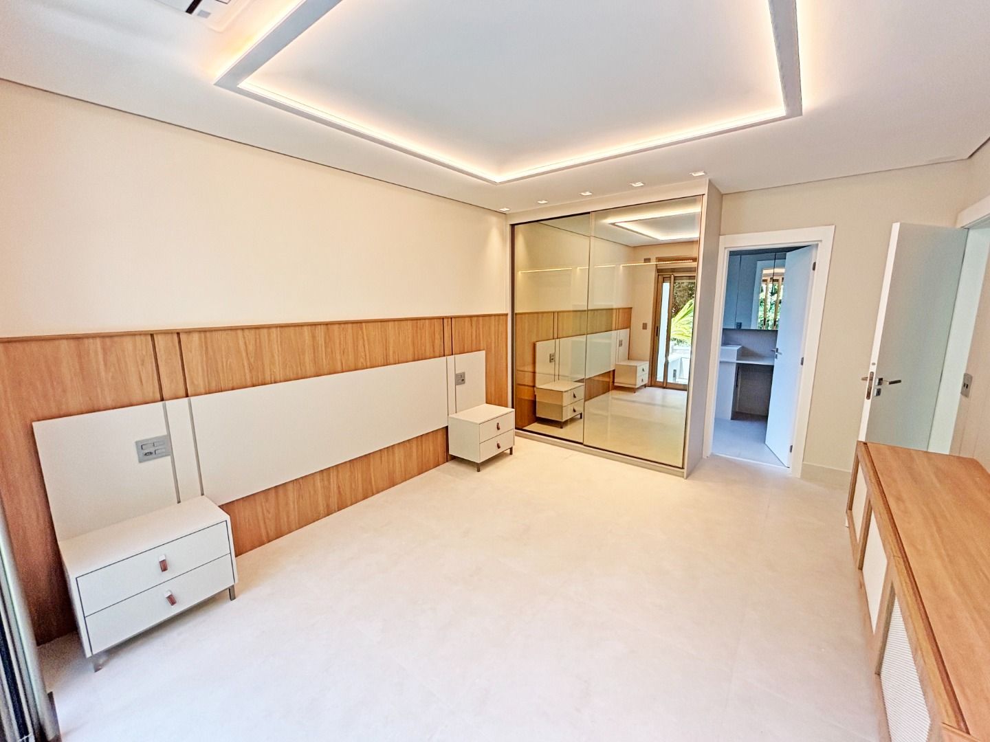 Imagem Casa com 6 Quartos à Venda, 475 m² em Riviera - Bertioga Imagem Casa com 6 Quartos à Venda, 475 m² em Riviera - Bertioga