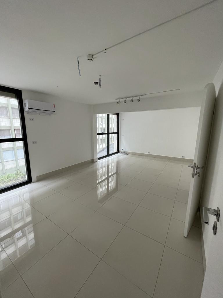 Imagem Sala Comercial à Venda, 135 m²em Jardim Paulista - São Paulo