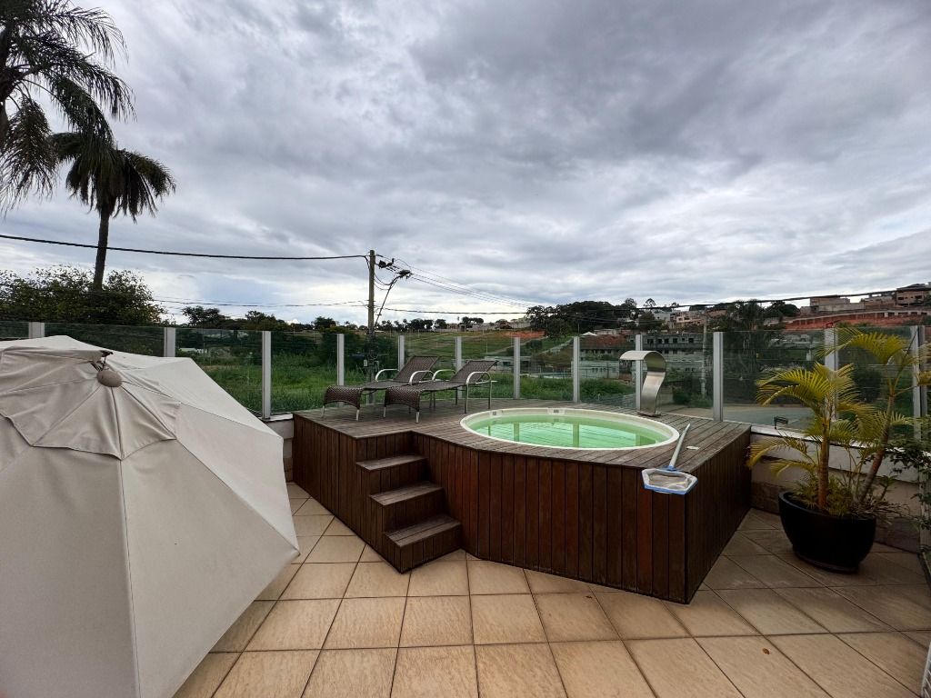 Imagem Casa com 4 Quartos à Venda, 249 m² em Tijuca - Contagem Imagem Casa com 4 Quartos à Venda, 249 m² em Tijuca - Contagem