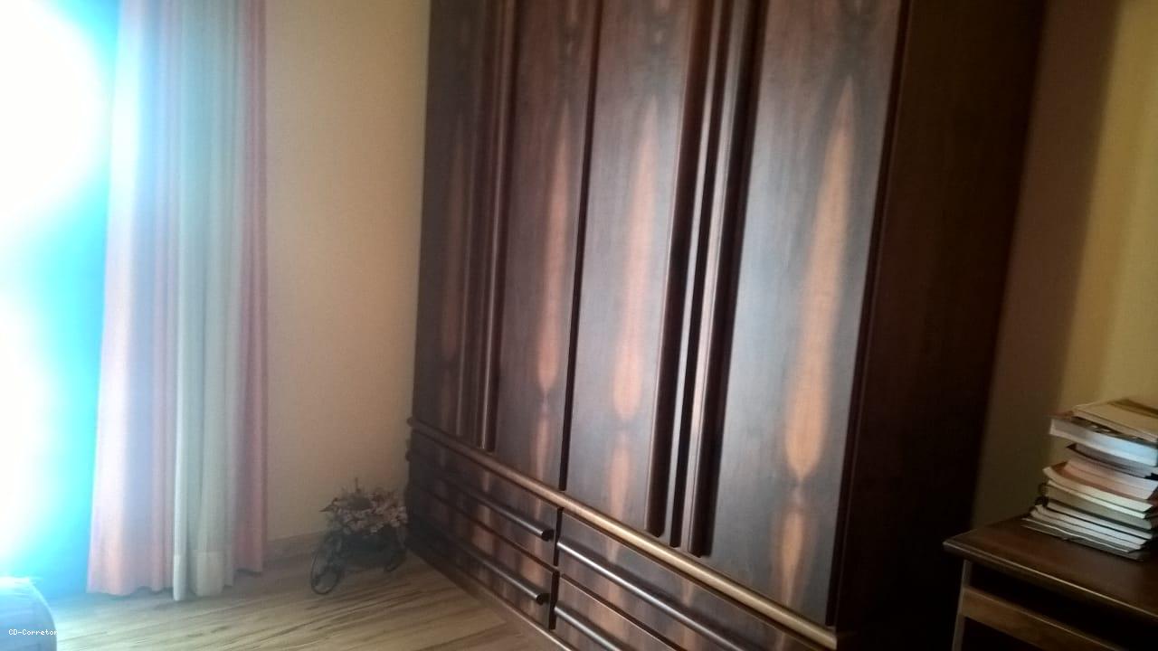 Imagem Sobrado com 3 Quartos à Venda, 182 m²em Bocaina - Ribeirão Pires Imagem Sobrado com 3 Quartos à Venda, 182 m²em Bocaina - Ribeirão Pires
