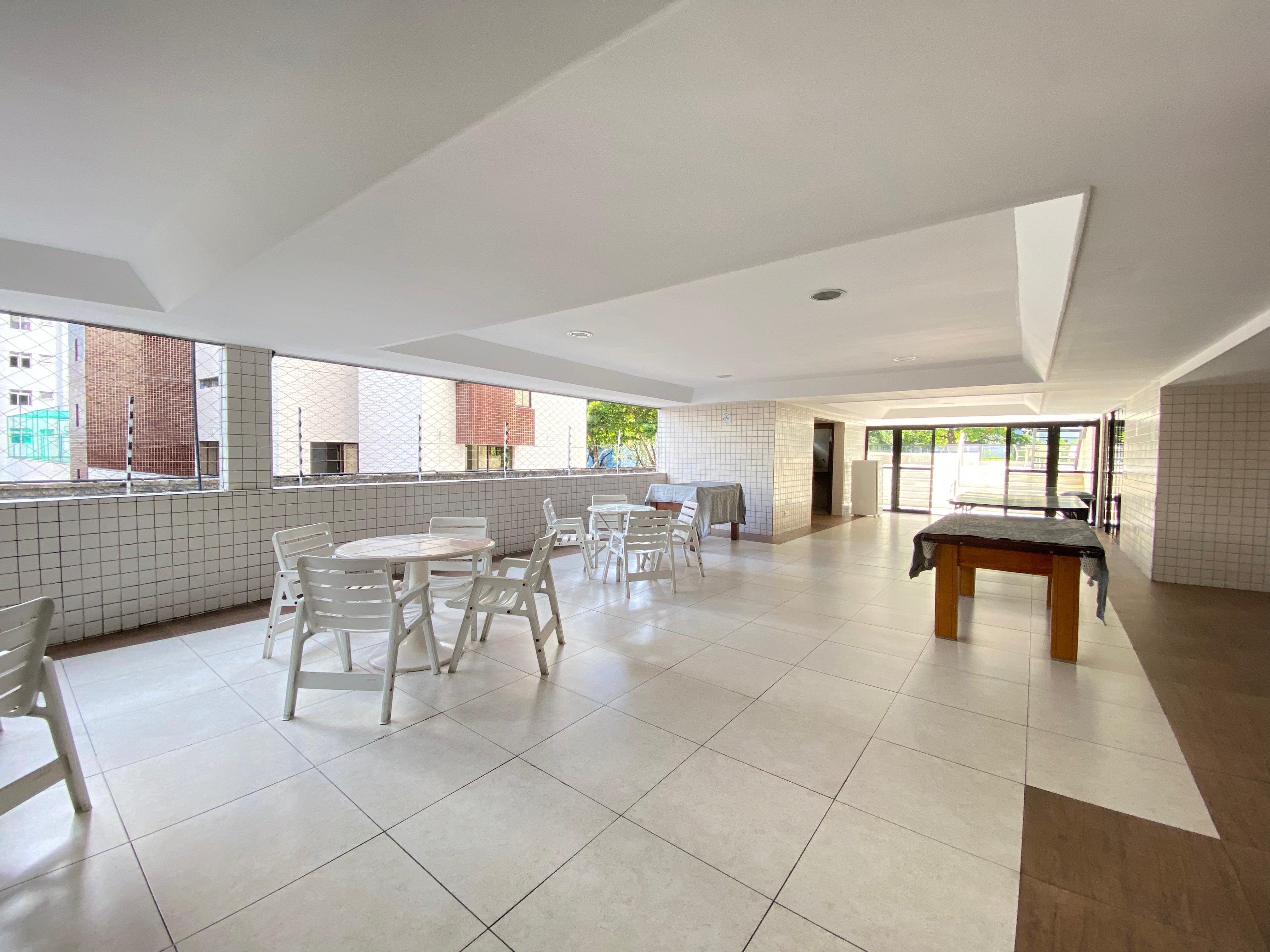 Imagem Apartamento com 4 Quartos à Venda, 158 m²em Boa Viagem - Recife