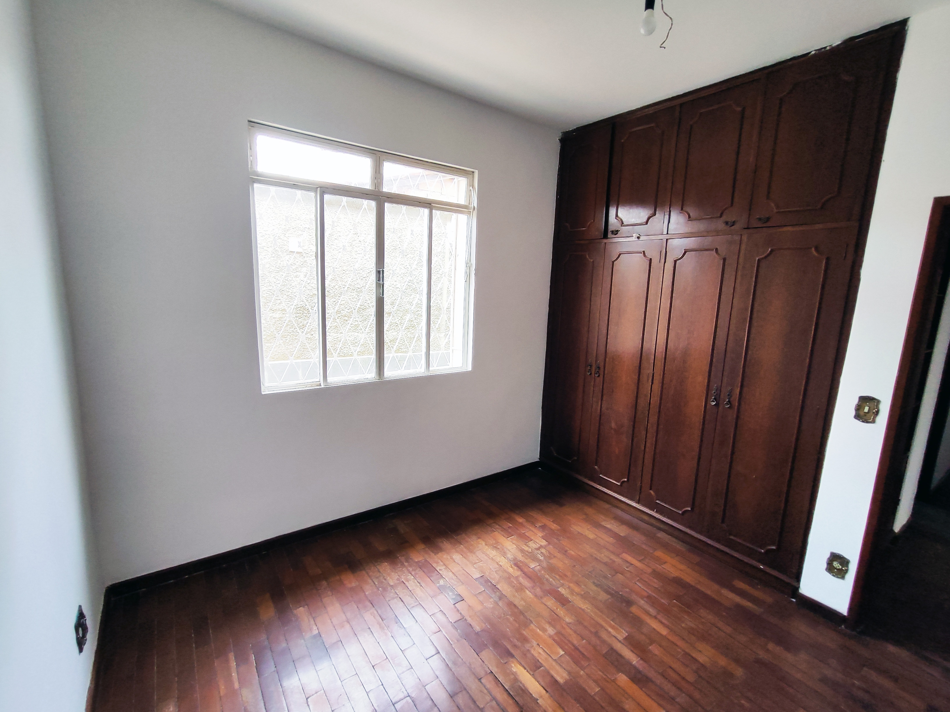 Imagem Casa com 4 Quartos à Venda, 300 m²em Paraíso - Belo Horizonte