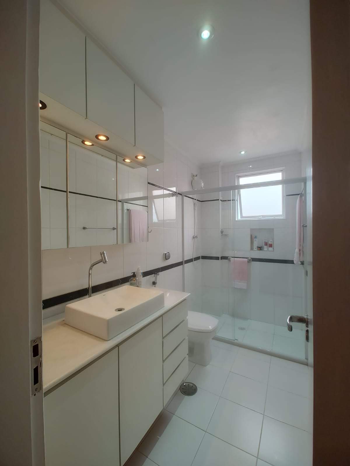 Imagem Apartamento com 3 Quartos à Venda, 117 m²em Campo Grande - Santos
