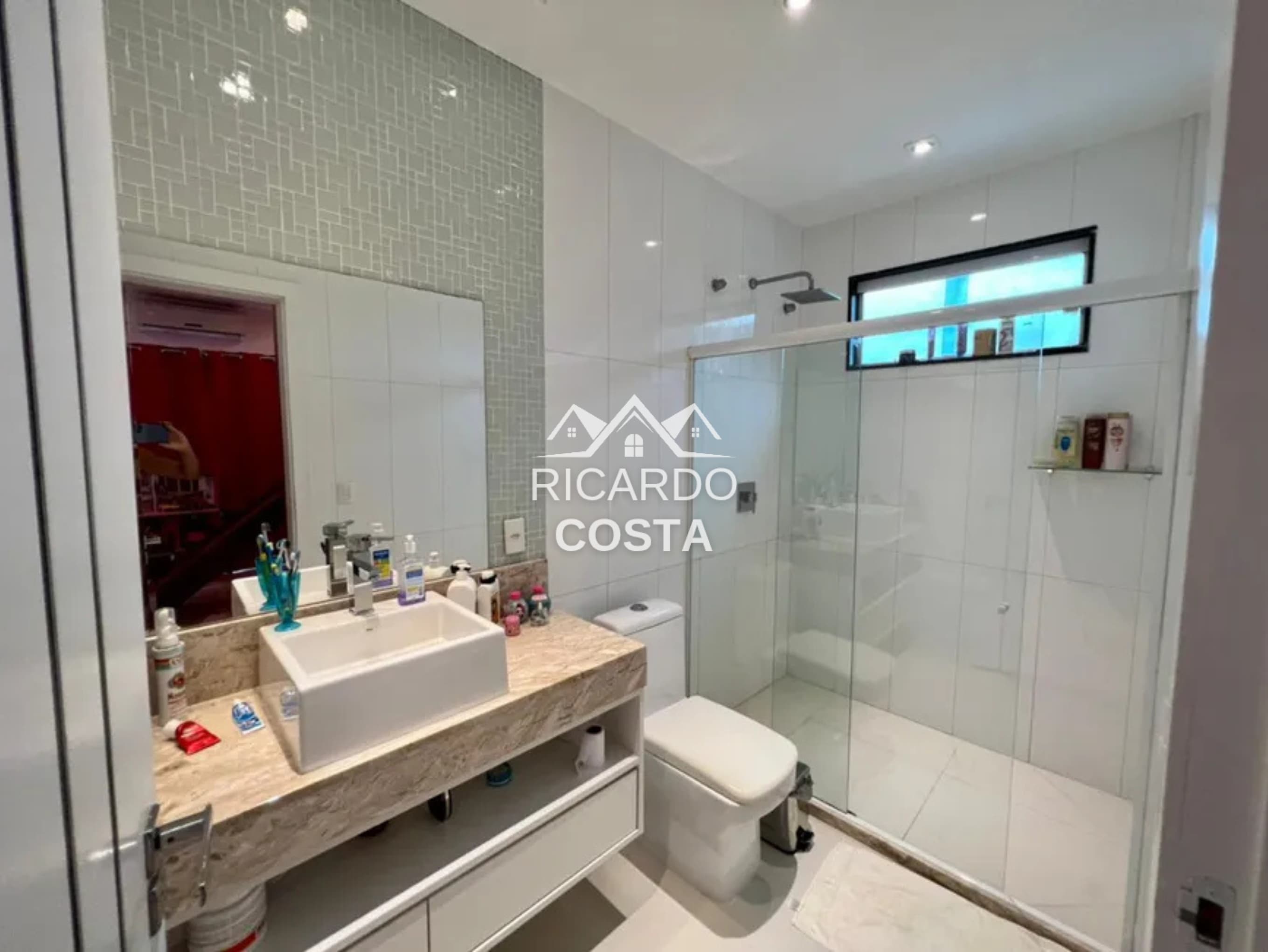 Imagem Casa de Condomínio com 3 Quartos à Venda ou Locação, 310 m² em Jacarepaguá - Rio de Janeiro Imagem Casa de Condomínio com 3 Quartos à Venda ou Locação, 310 m² em Jacarepaguá - Rio de Janeiro