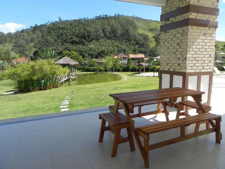 Imagem Casa com 3 Quartos à Venda, 350 m² em Várzea - Teresópolis
