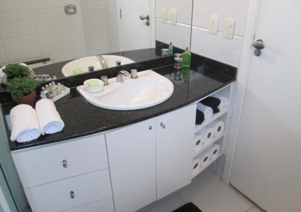 Imagem Casa com 4 Quartos à Venda, 257 m² em Barra da Tijuca - Rio de Janeiro Imagem Casa com 4 Quartos à Venda, 257 m² em Barra da Tijuca - Rio de Janeiro