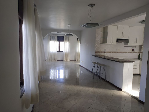 Imagem Apartamento com 3 Quartos para Alugar, 150 m²em Brotas - Salvador