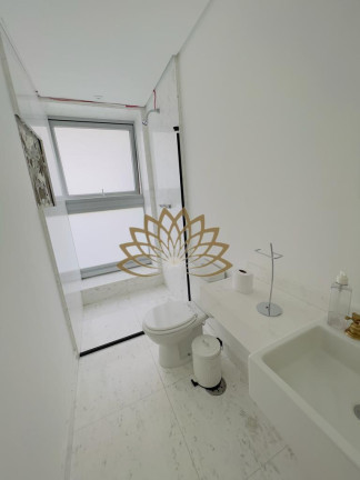 Imagem Casa de Condomínio com 3 Quartos à Venda, 404 m²em Jardim Sílvia (Zona Oeste) - São Paulo Imagem Casa de Condomínio com 3 Quartos à Venda, 404 m²em Jardim Sílvia (Zona Oeste) - São Paulo