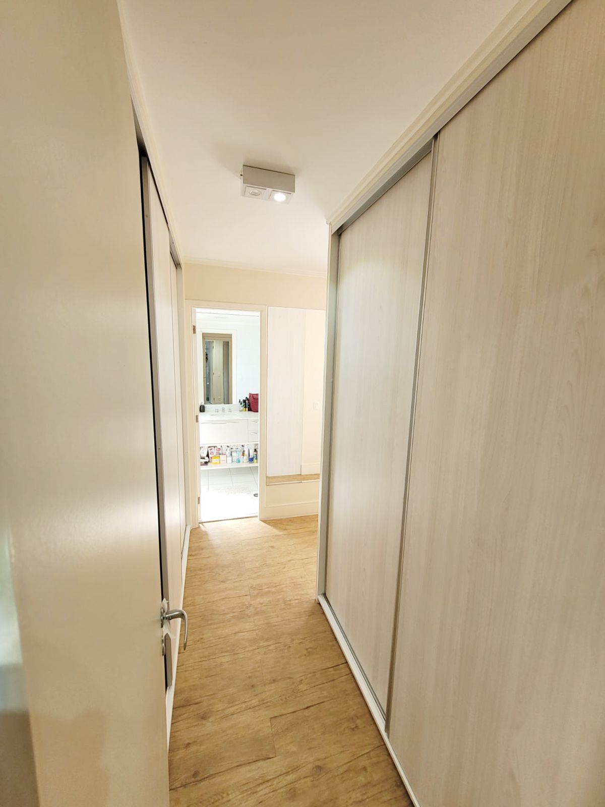 Imagem Apartamento com 3 Quartos à Venda, 137 m²em Jardim Olympia - São Paulo