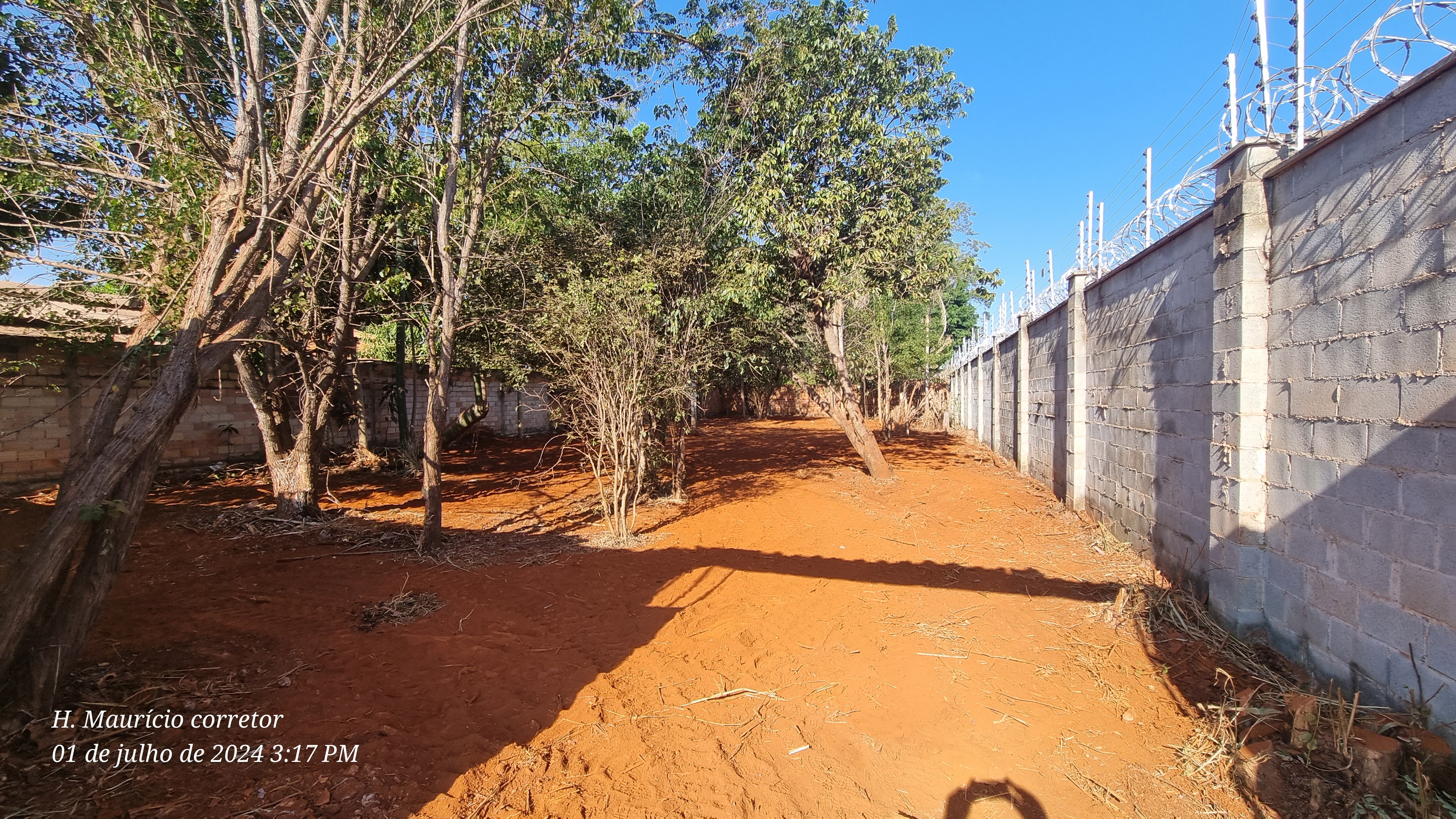 Imagem Terreno à Venda, 640 m²em Loteamento Vale Verde - Goiânia Imagem Terreno à Venda, 640 m²em Loteamento Vale Verde - Goiânia