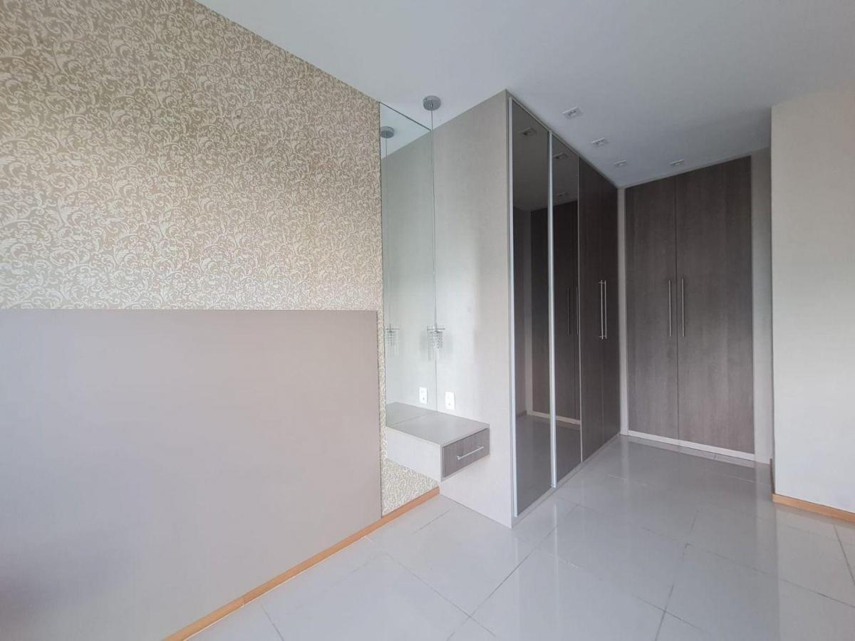 Imagem Apartamento com 3 Quartos à Venda, 105 m²em Camboinhas - Niterói Imagem Apartamento com 3 Quartos à Venda, 105 m²em Camboinhas - Niterói