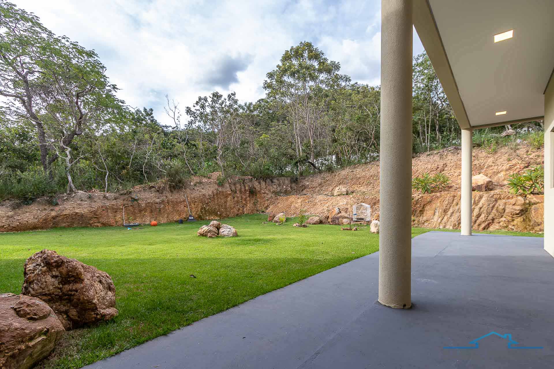 Imagem Casa de Condomínio com 3 Quartos à Venda, 240 m² em Setor Habitacional Tororó (Jardim Botânico) - Brasília Imagem Casa de Condomínio com 3 Quartos à Venda, 240 m² em Setor Habitacional Tororó (Jardim Botânico) - Brasília